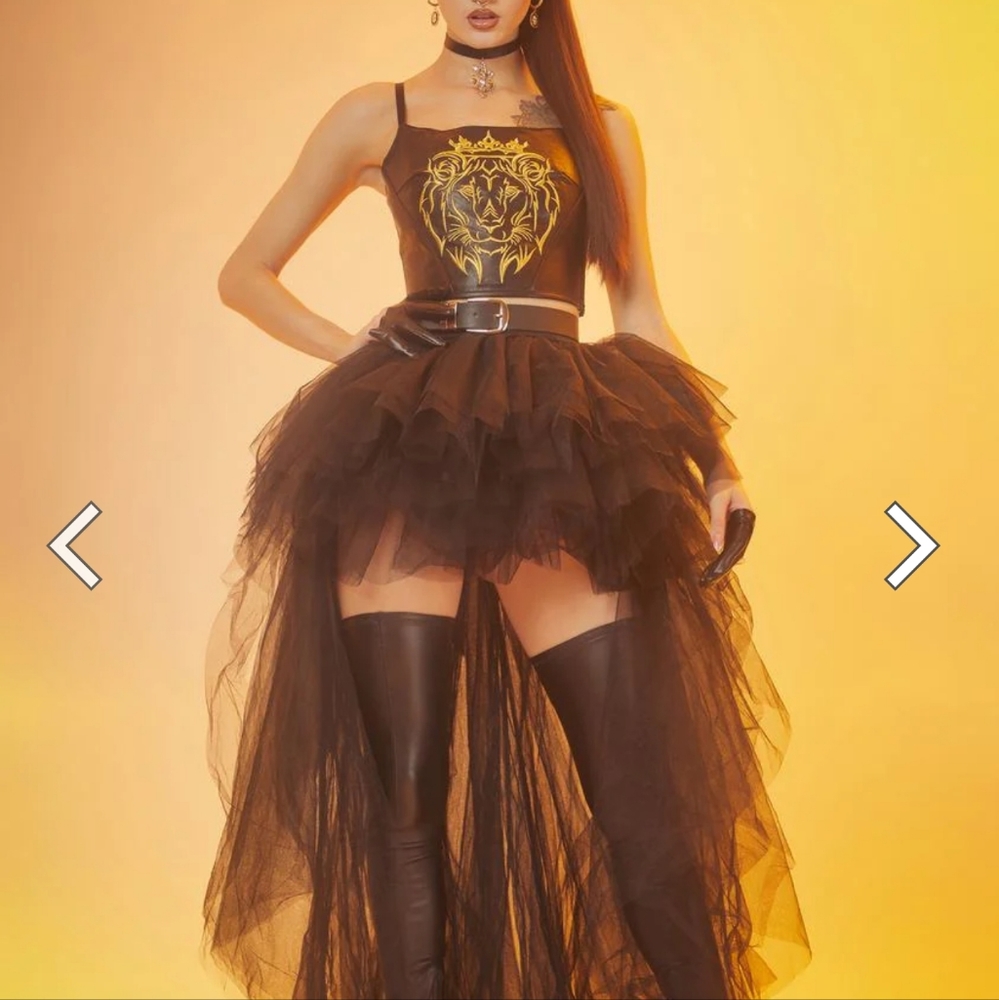 Horoscopez Lion Queen Lace Up Corset - Picture 4 of 4